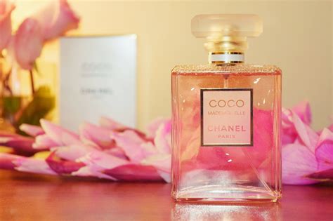 perfume that smells like coco chanel mademoiselle|chanel coco mademoiselle fragrance notes.